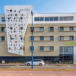 Centre Port De Commerce Hotel